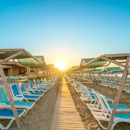 Sun Heaven Queen Hotel 4*